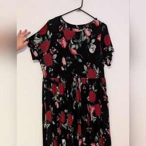 Torrid Super Soft maxi dress 2X with pockets!
